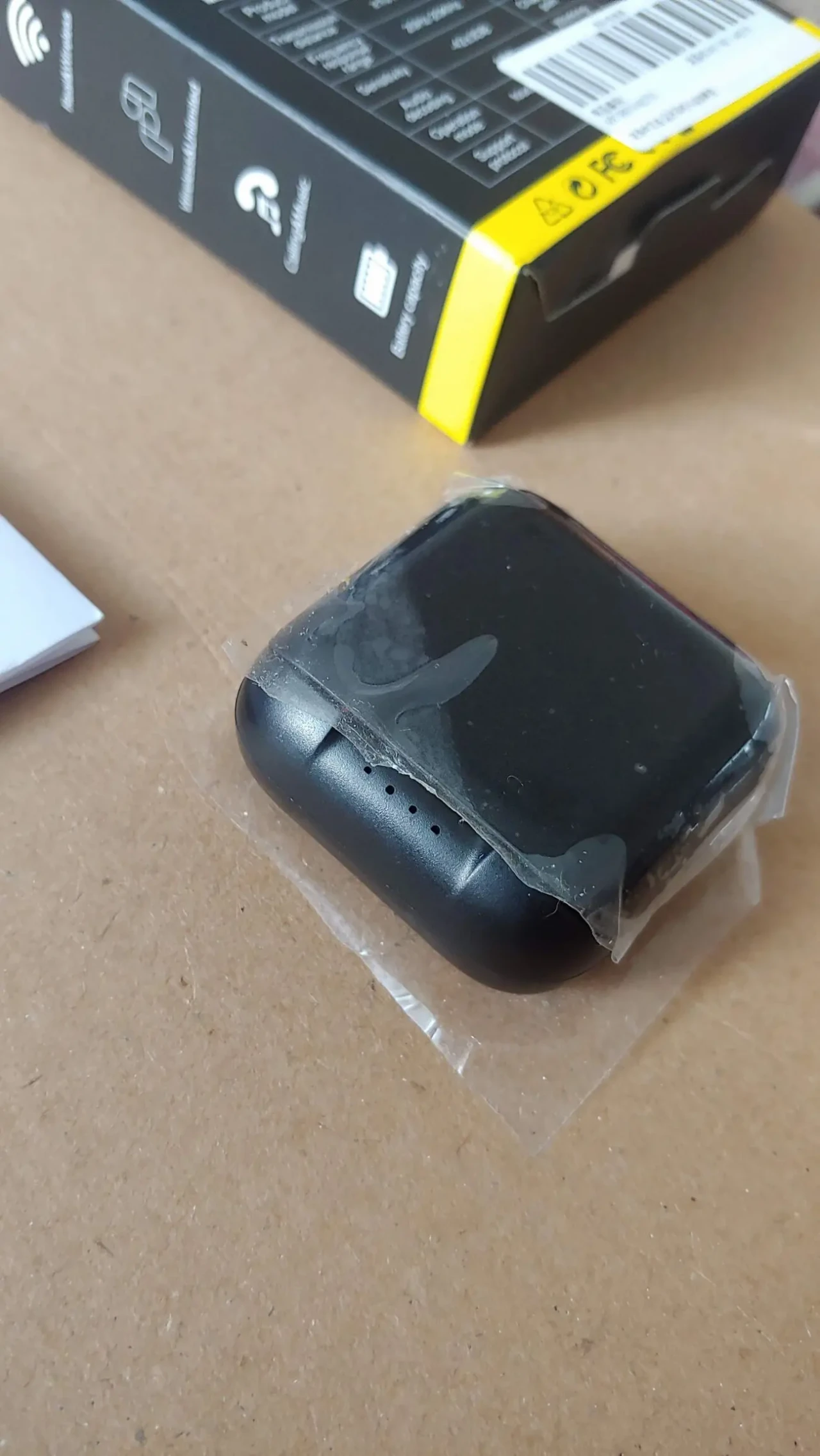 Наушники Беспроводные F2 Отличный Чистый звук Bluetooth 5.2 новые 7