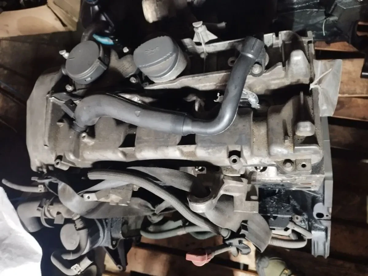 Двигун om611 2.2CDI Mercedes- голий, робочий стан