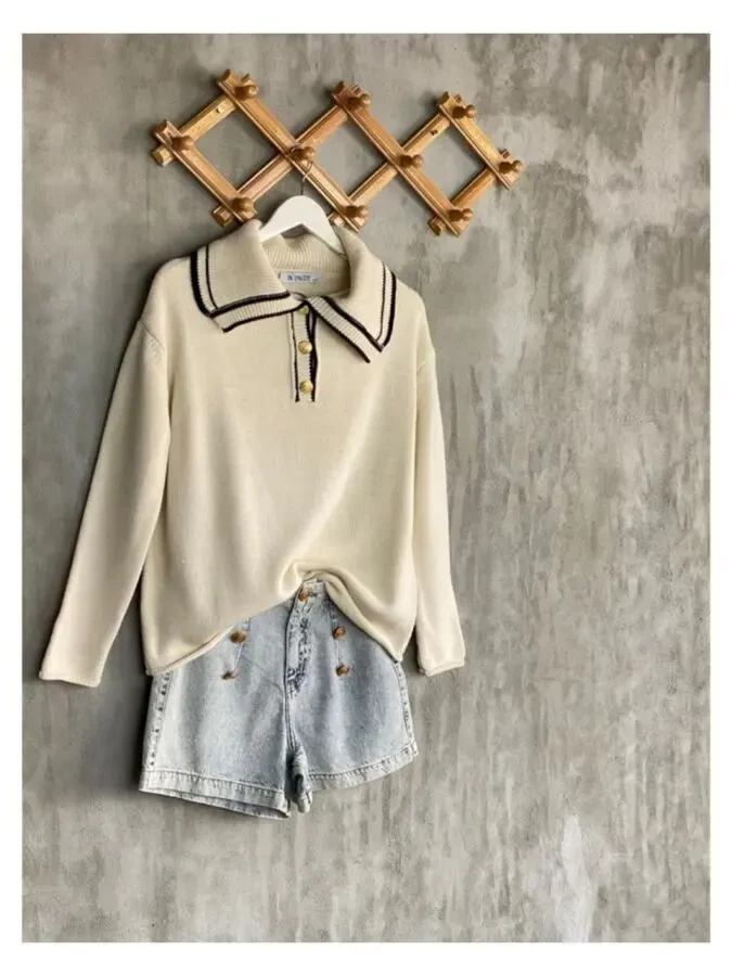 Красивий жіночий светр з коміром зелений 6