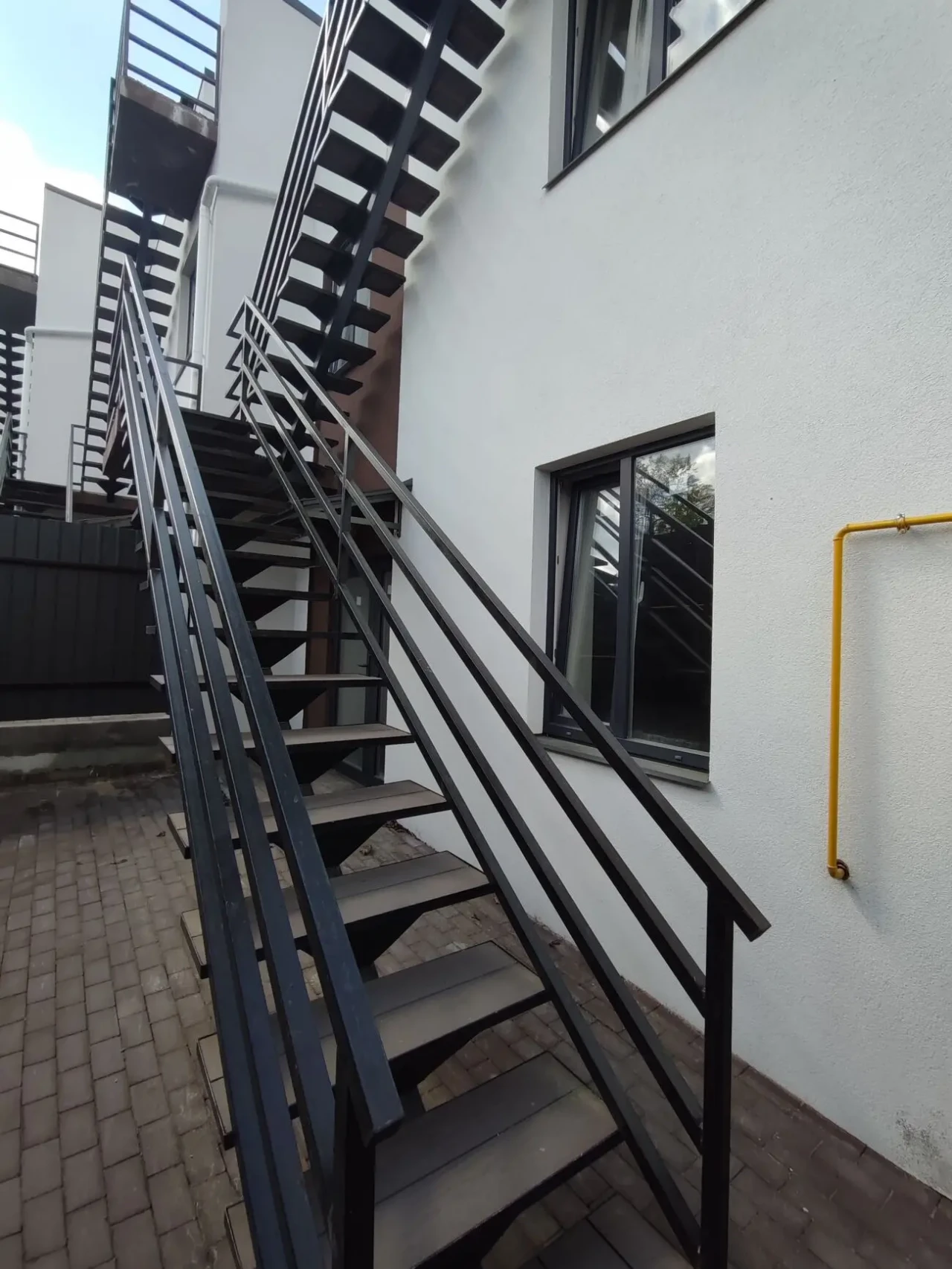 Сучасний таунхаус в Ірпені біля лісу СЕРТИФІКАТ 2