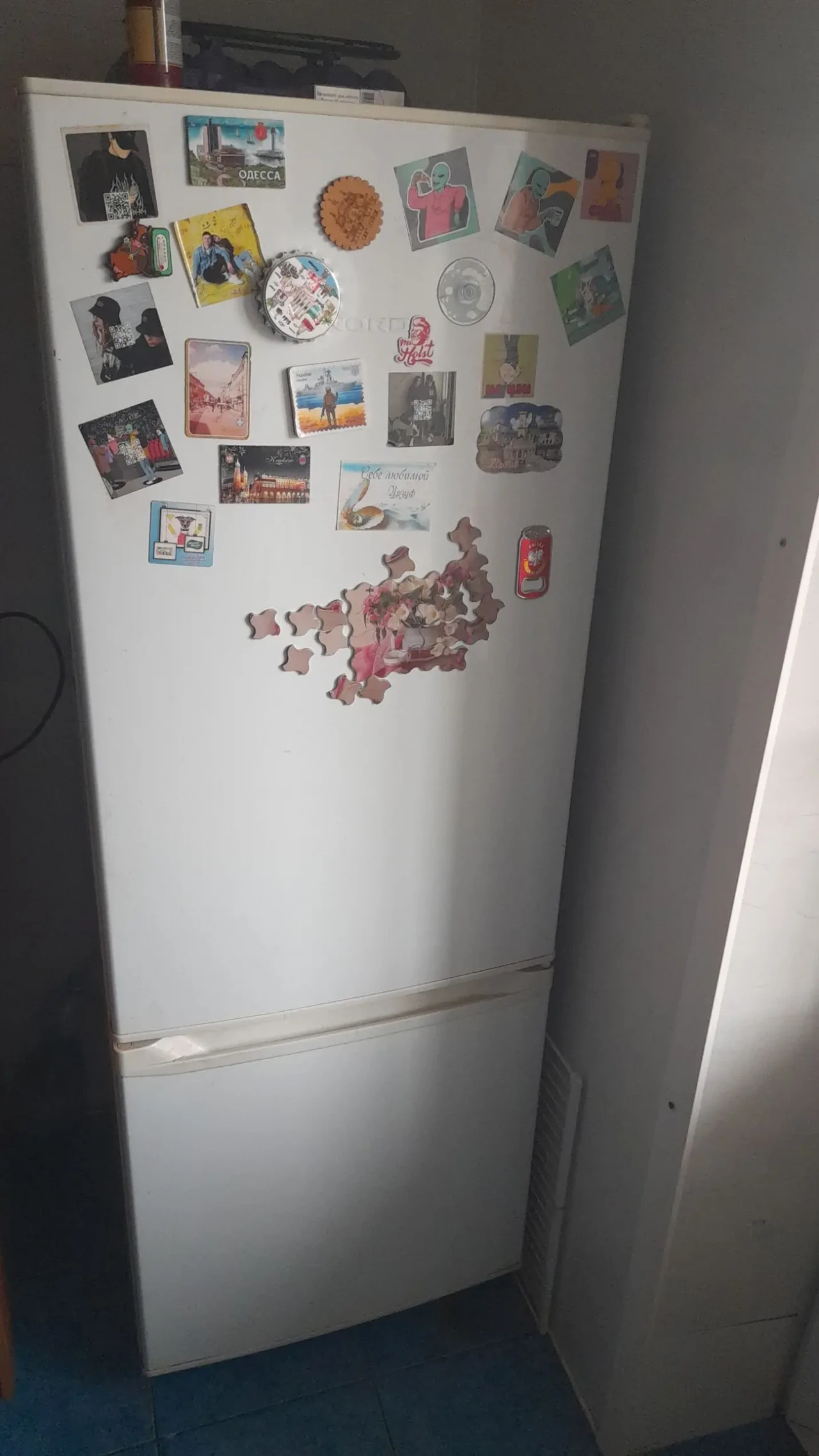 Продам б/у холодильник