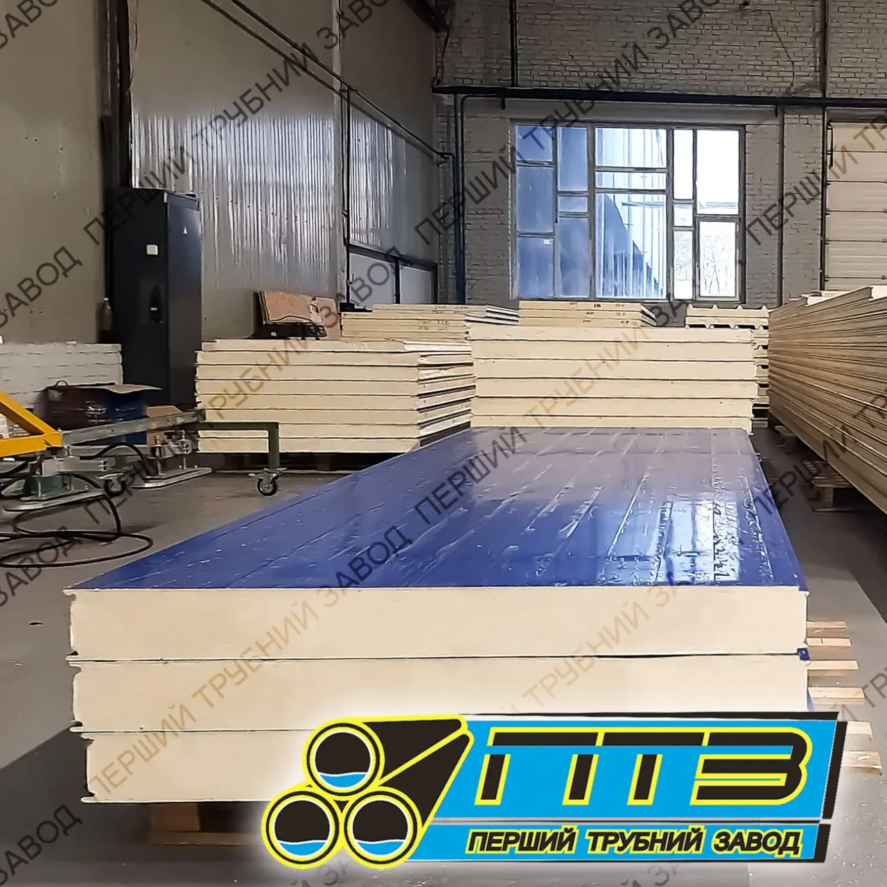 Сендвіч-панелі стінові з утеплювачем PIR (ПІР) та PUR (ПУР) 2