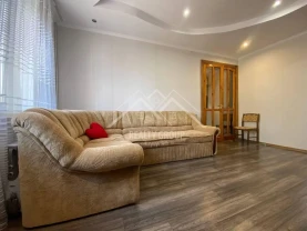 Продаж 2-к.кв по вул. Святогеоргіївська 4