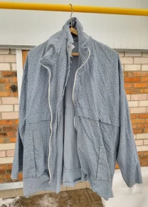 Вітровка жіноча