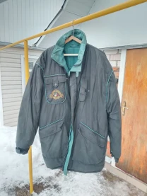 Курточка зимова