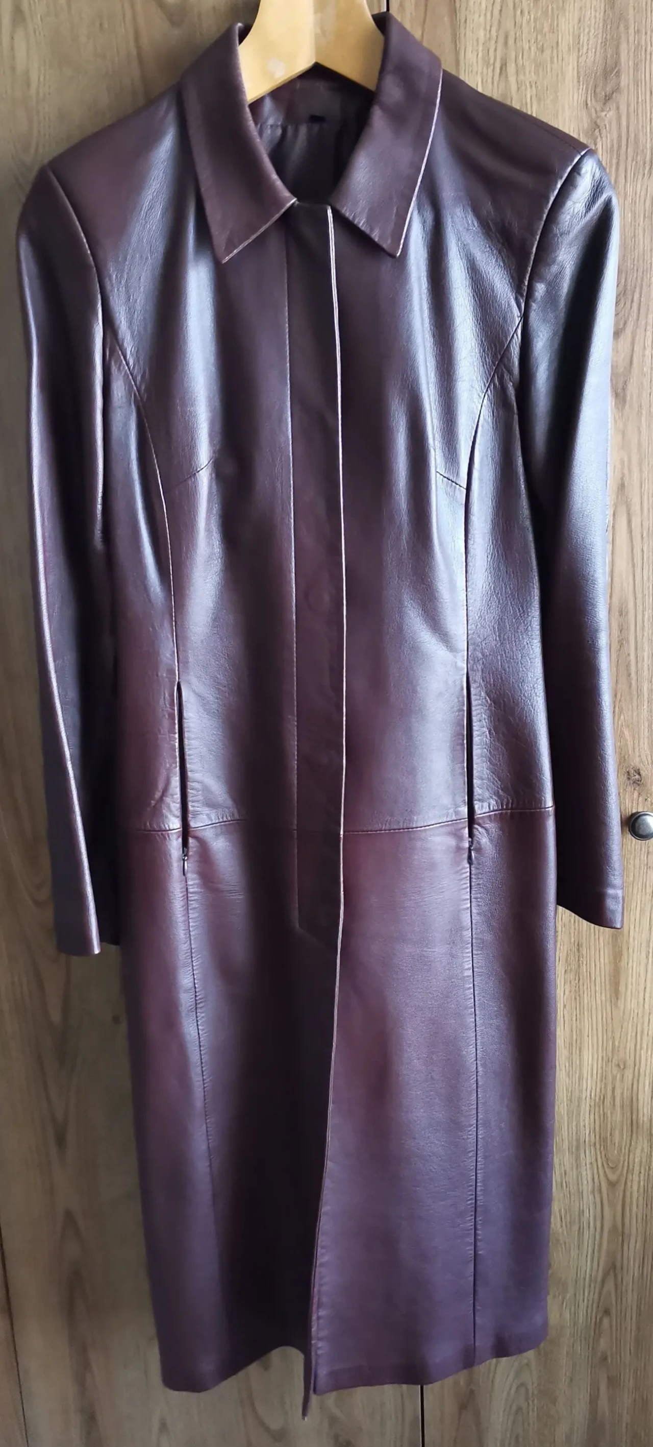 Пальто шкіряне Gina Bacconi. Розмір M