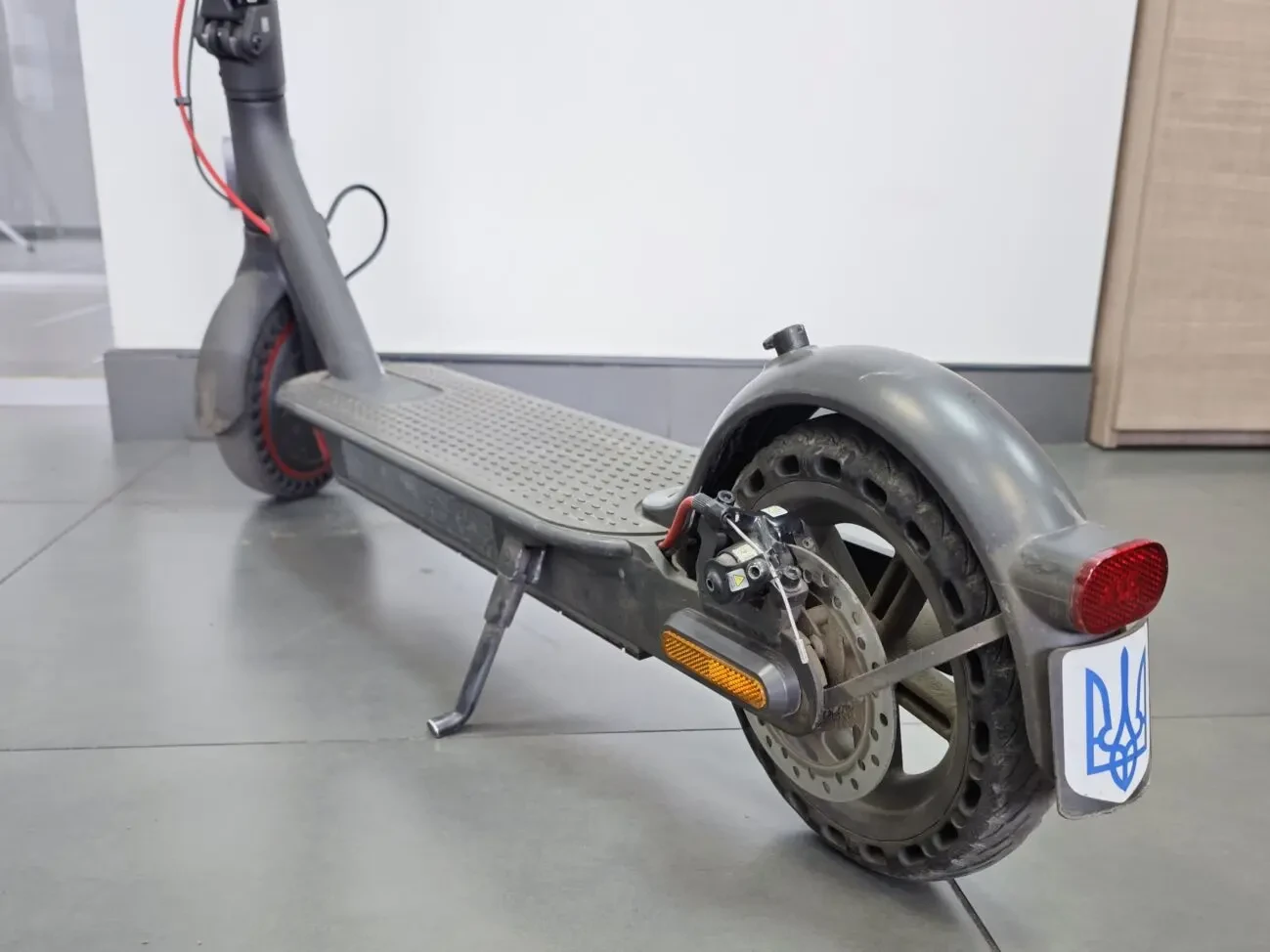 Продам електросамокат Mi Pro 2 Black з купою ніштяків у подарунок 4