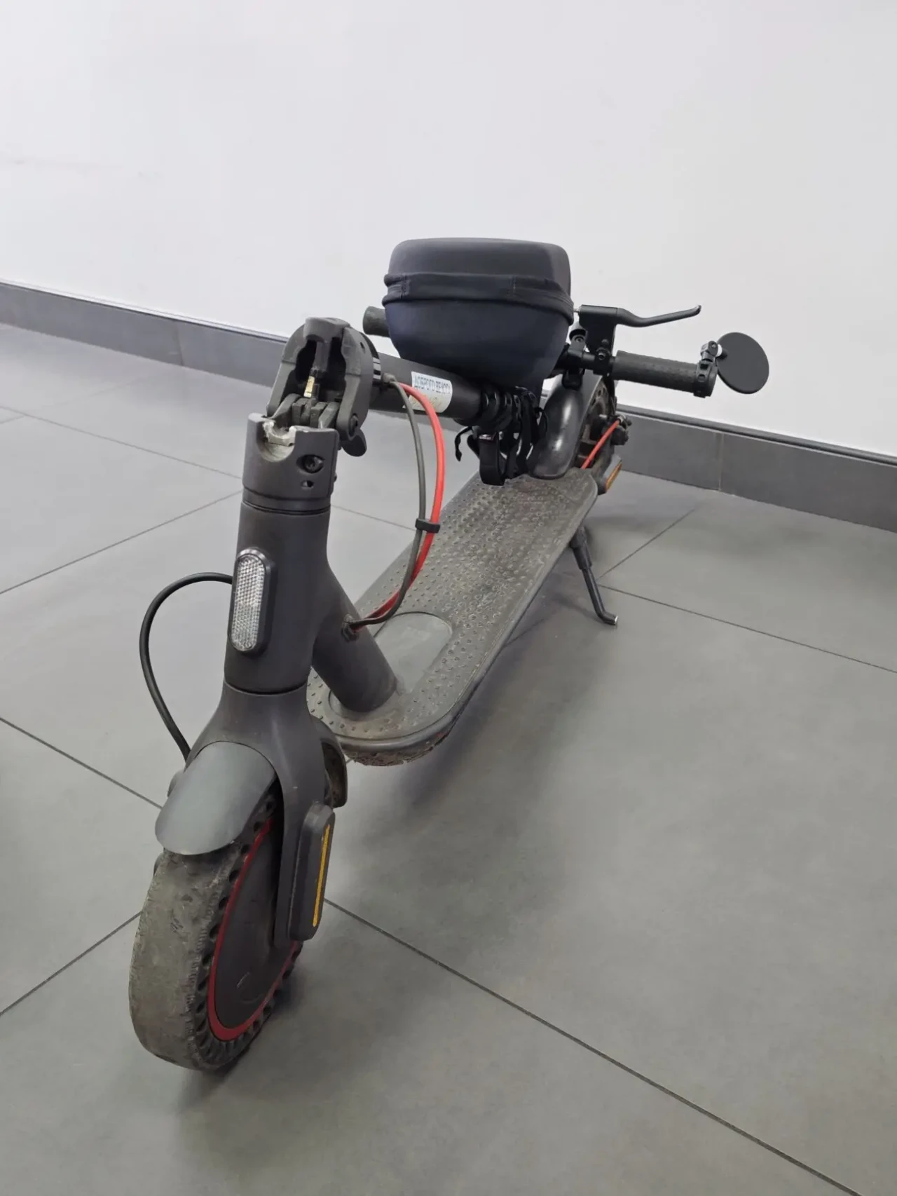 Продам електросамокат Mi Pro 2 Black з купою ніштяків у подарунок 5