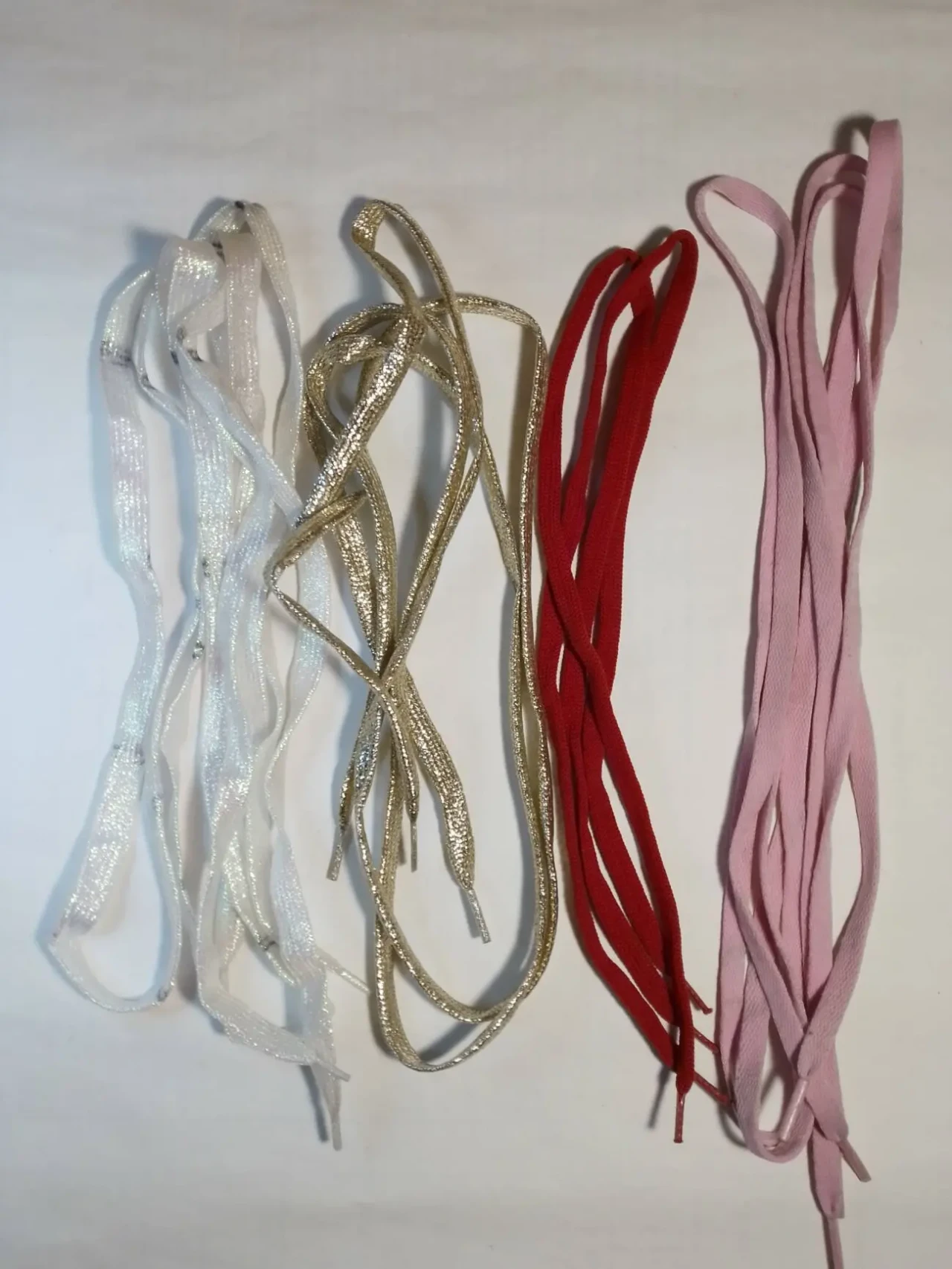 Для обуви шнурки золотистые синтетика 105 см