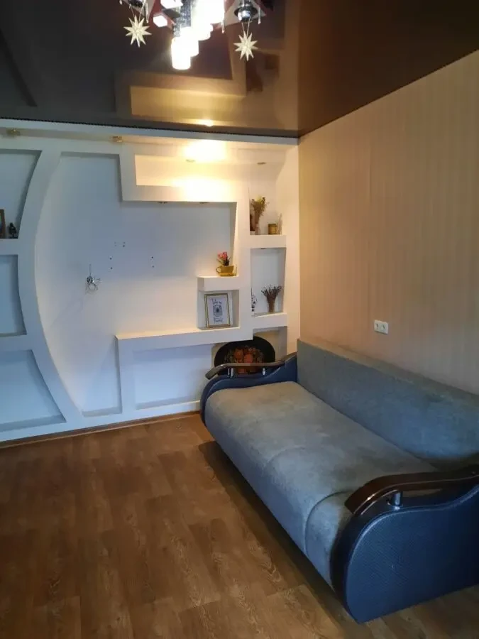 Сдам 2к. кв. п. Жуковского, высотка.