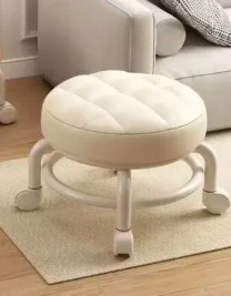 Стульчик на колесах. Новий