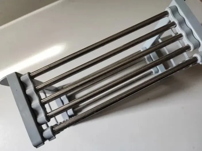 Полочка розкладна в раковину 10