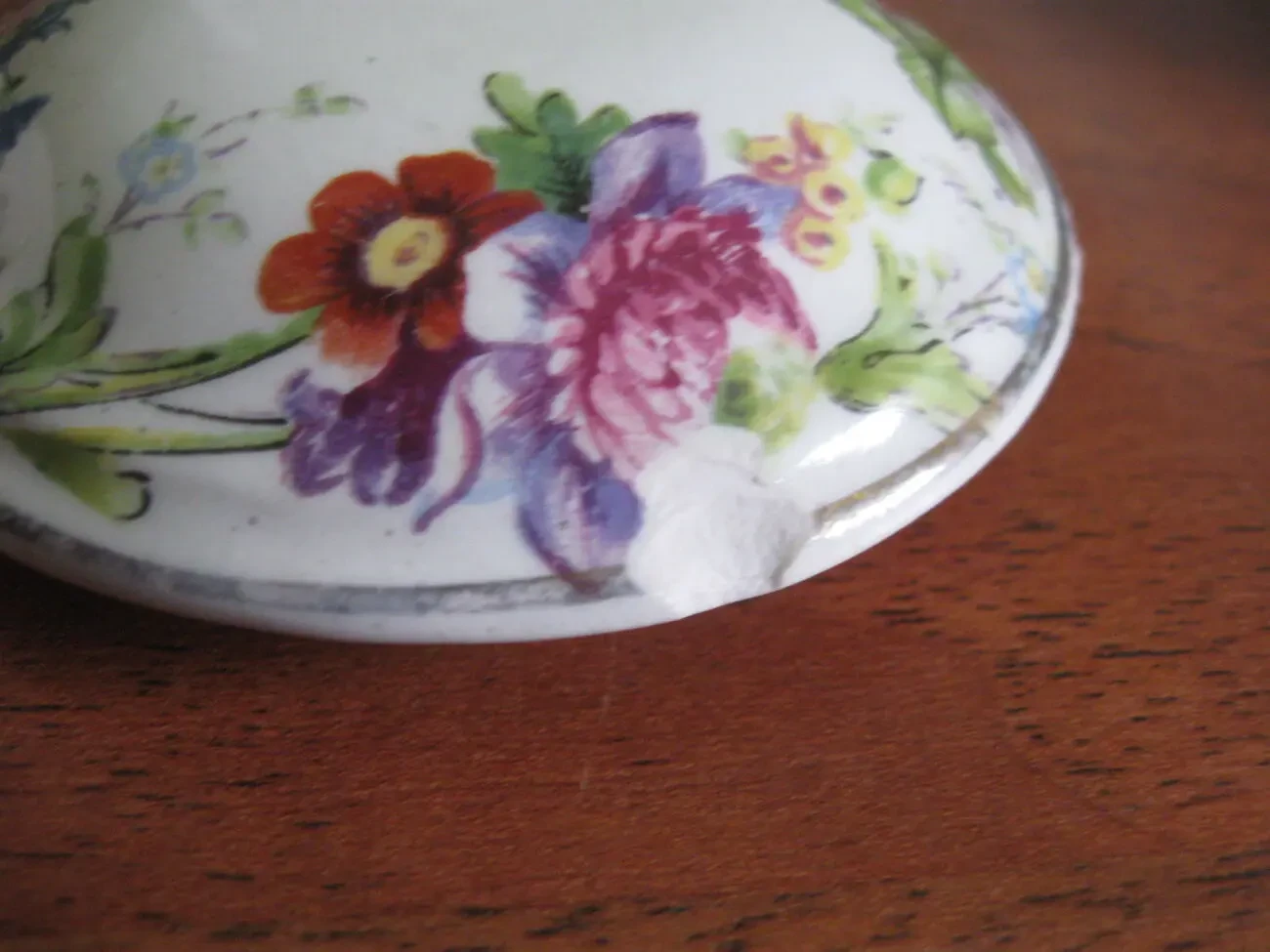 Старовинний порцеляновий набір для туалетного столика 6