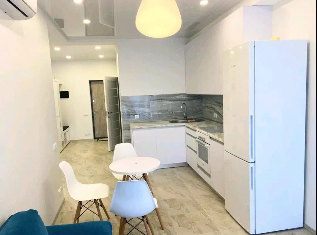 продам квартиру 8