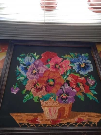 Продам картину вишиту на полотні