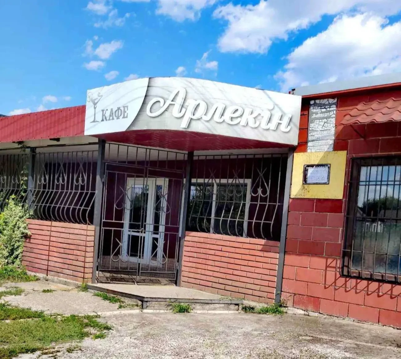 Сдается готовое помещение 140 кв/м под ваш бизнес