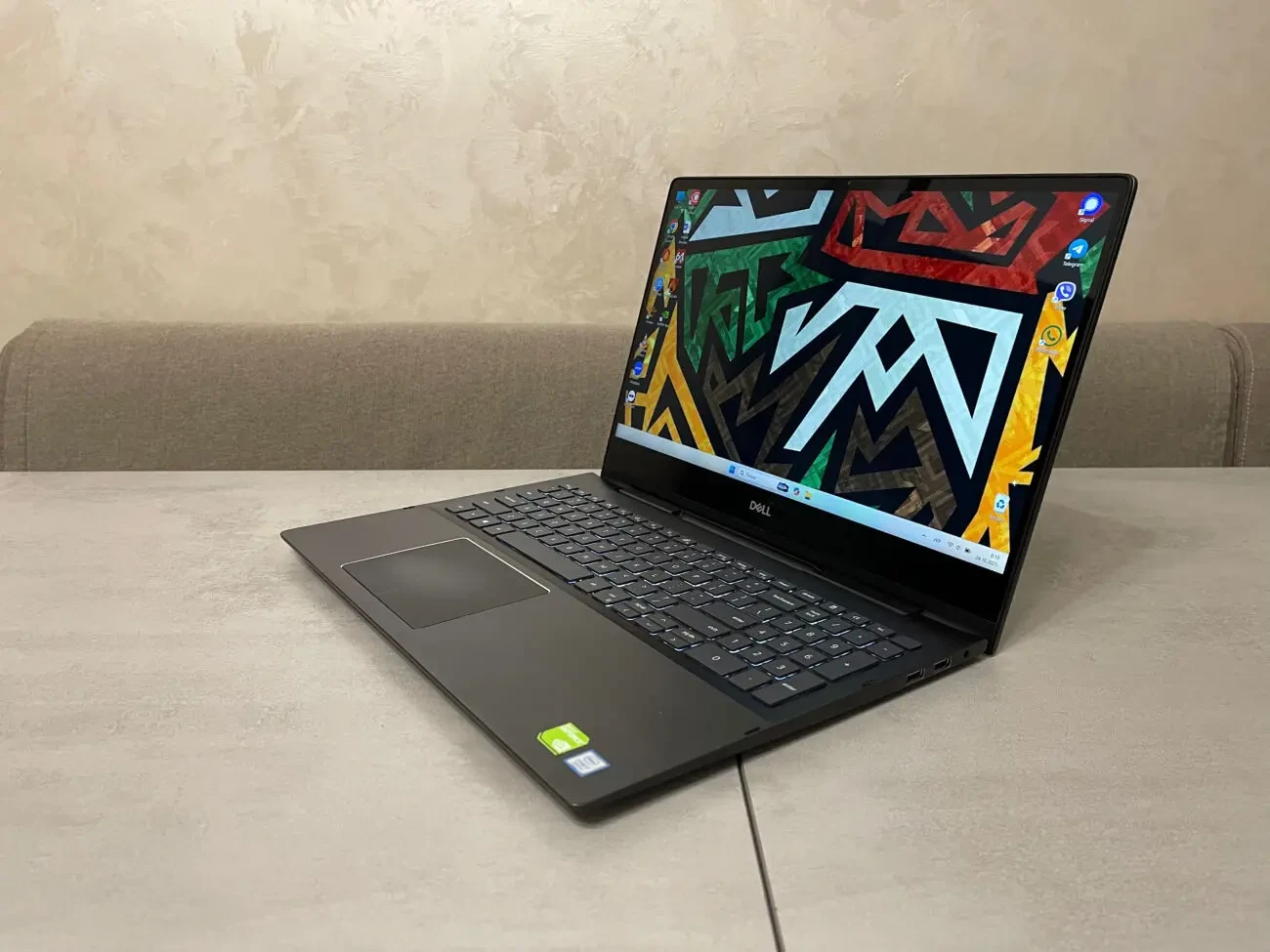 Ноутбук-трансформер Dell Inspiron 7590/15,6/i7/16GB/512GB/Nvidia 2GB 2