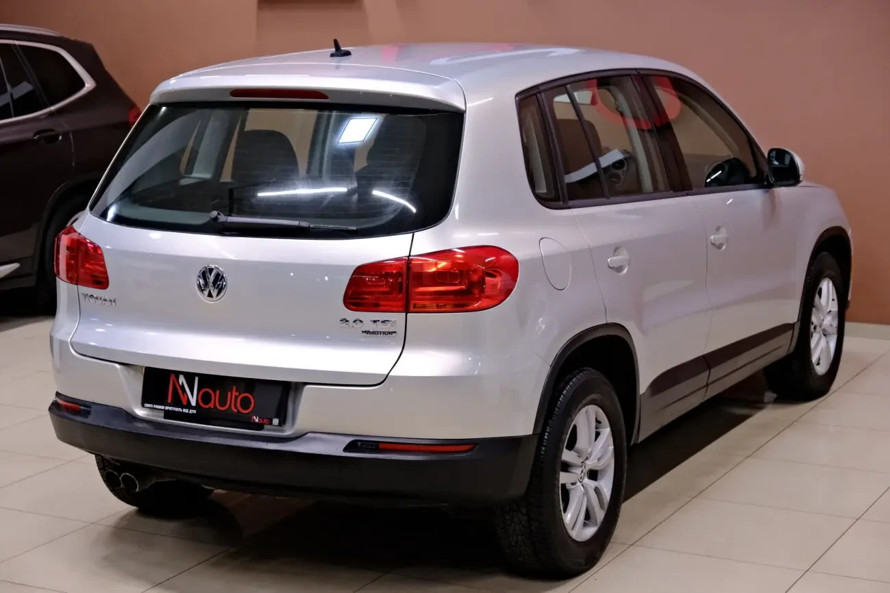 Volkswagen Tiguan 5