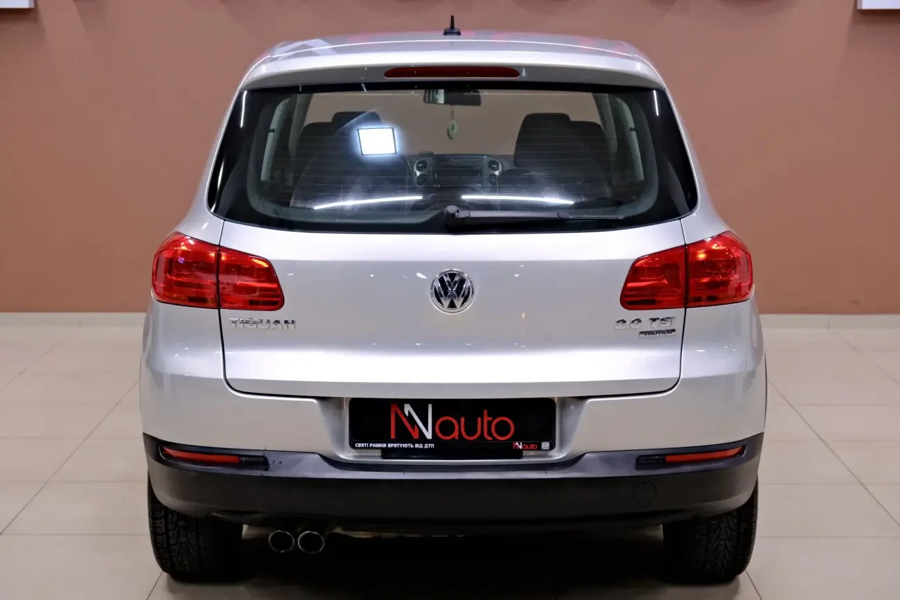 Volkswagen Tiguan 6