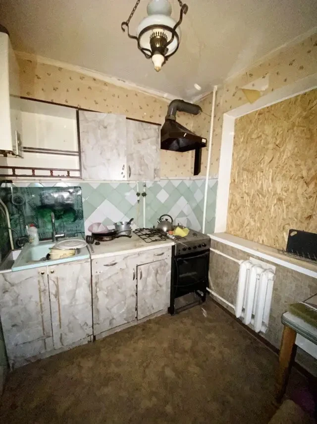 Продаю 2к.квартиру в Лісках (2КП) 4