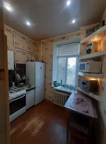 Площа, 2х кім квартира 4