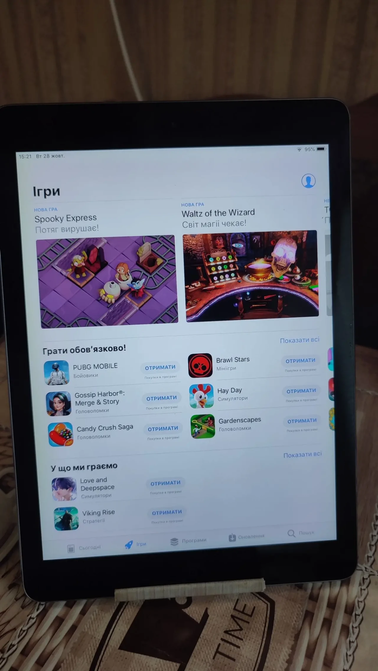 Продам планшет Apple iPad Air Wi-Fi 1/16GB,чудовий стан. 3