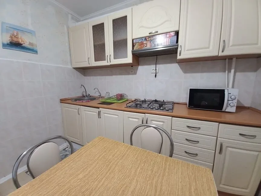 Оренда 2-кім кв, Митниця, вул. Гагріна 3