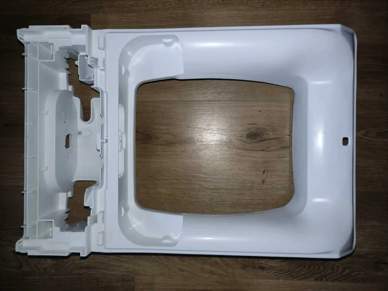 Верхня частина корпусу з замком для вертикаль