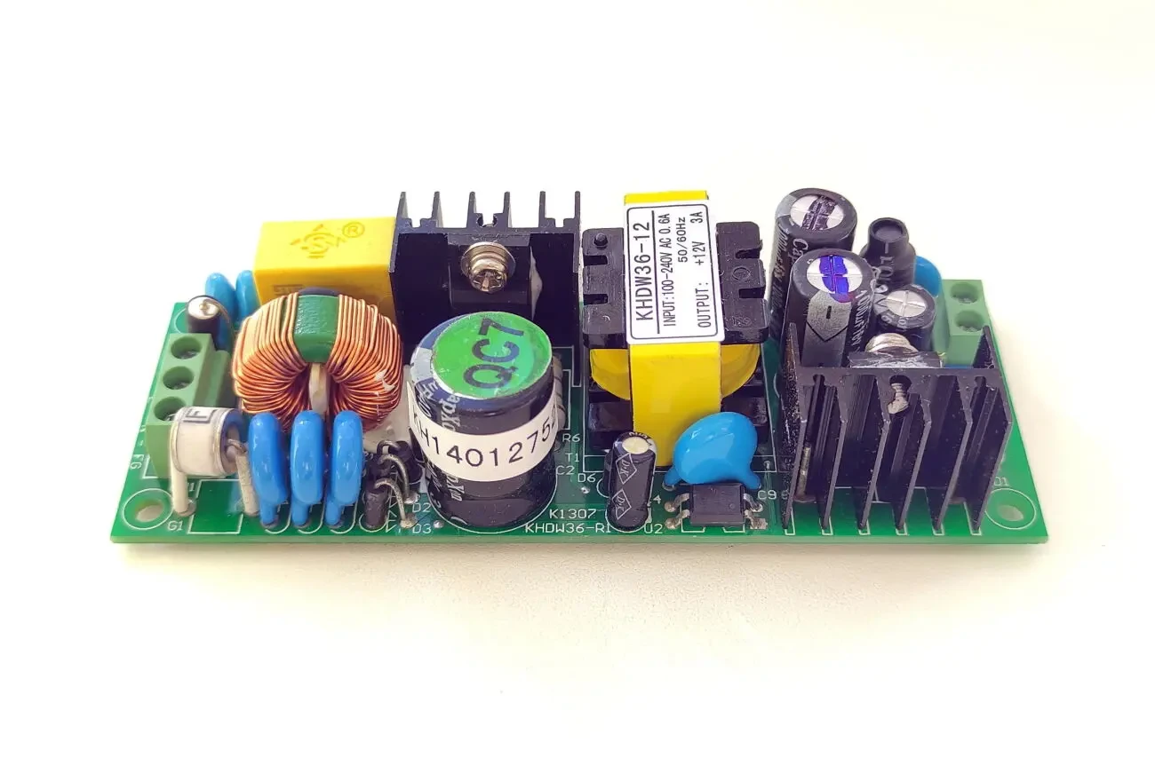 Блок живлення з грозозахистом KHDW36-12 12В 3А 36Вт AC-DC 3