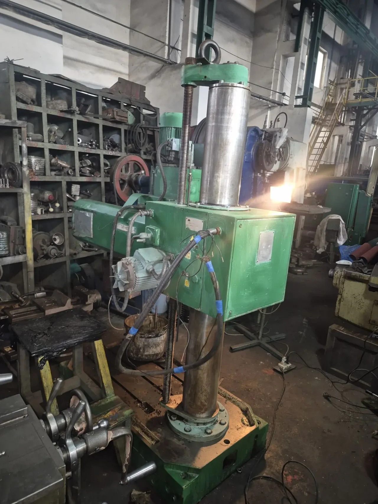 Радиально сверлильный станок 2К522 3