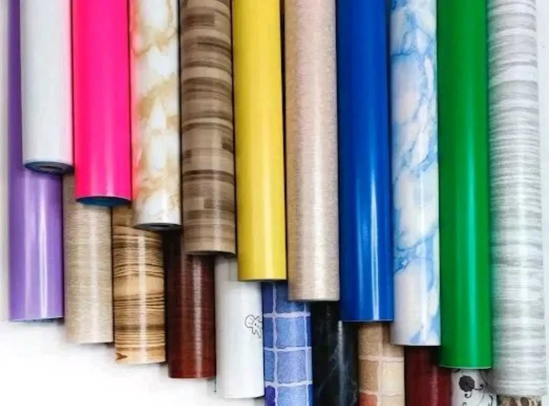 Самоклеюча плівка