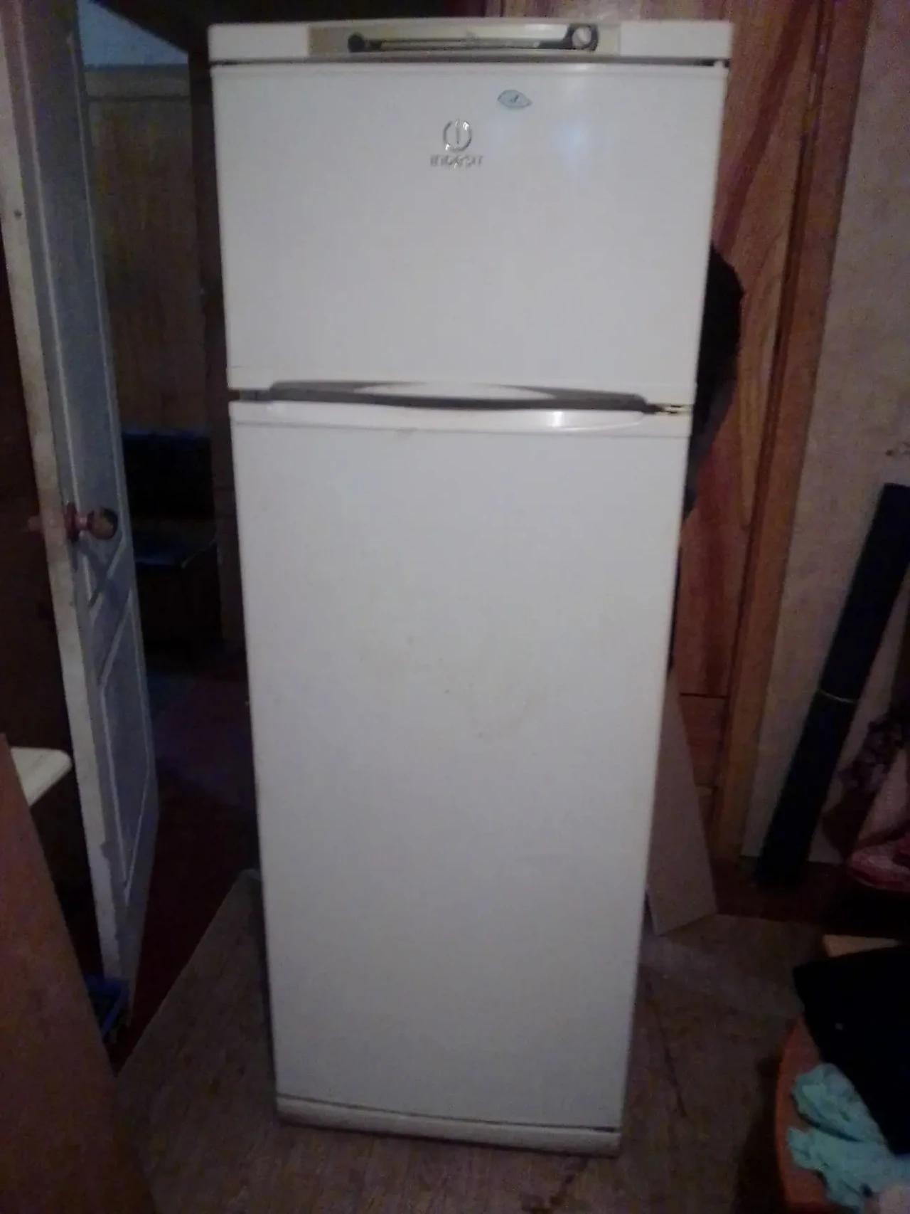 Холодильник Indesit ST 167