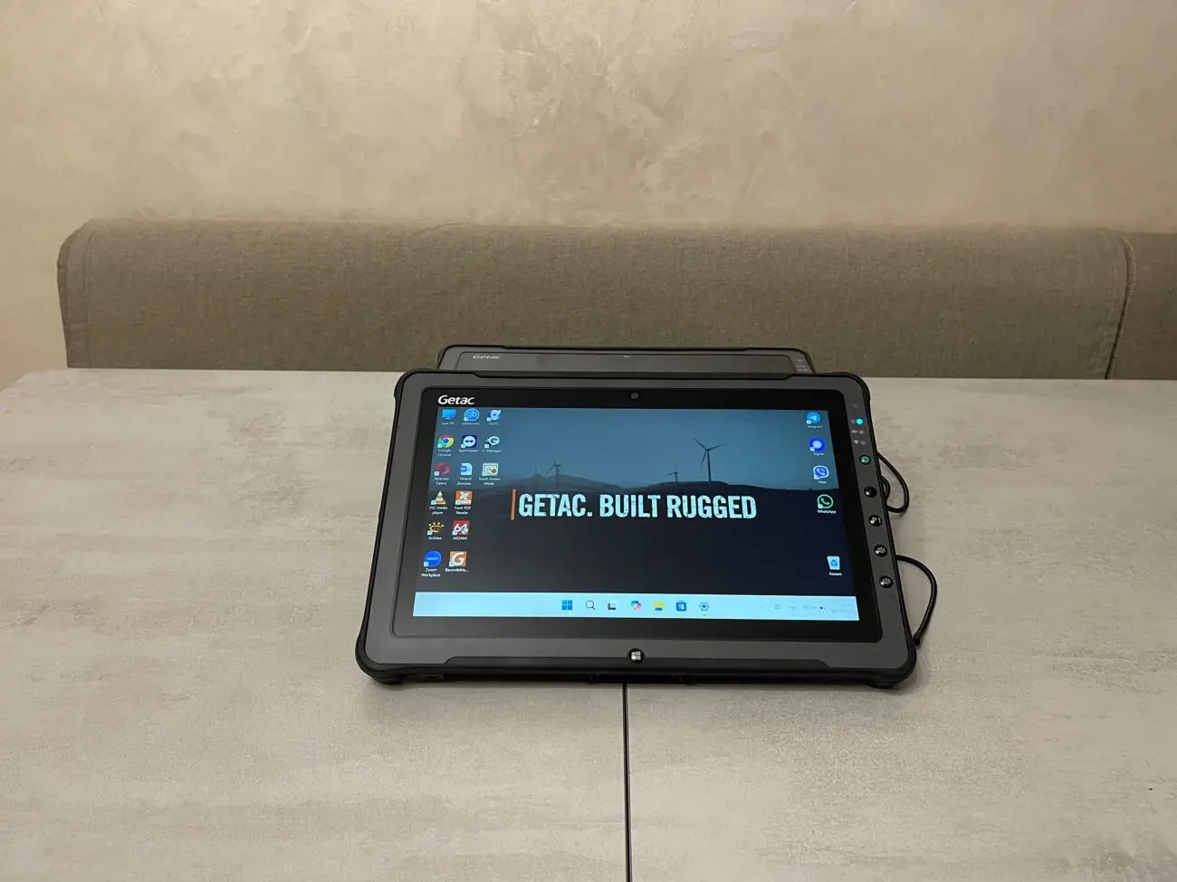 Захищений планшет Getac F110 G4, 11.6 FHD, i5-7200U, 16GB, новий 256GB