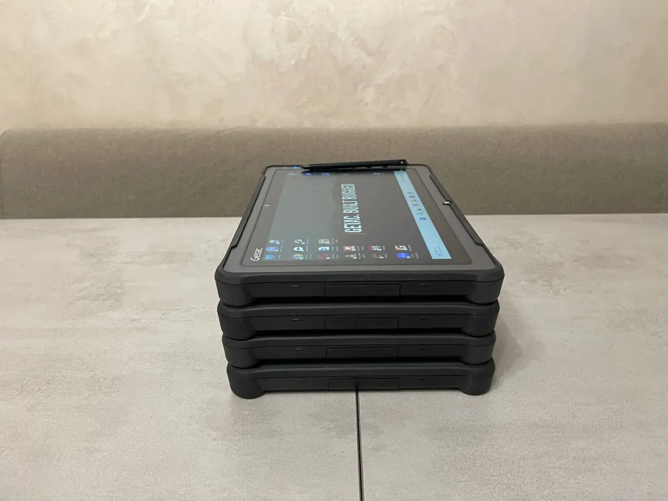 Захищений планшет Getac F110 G4, 11.6 FHD, i5-7200U, 16GB, новий 256GB 4