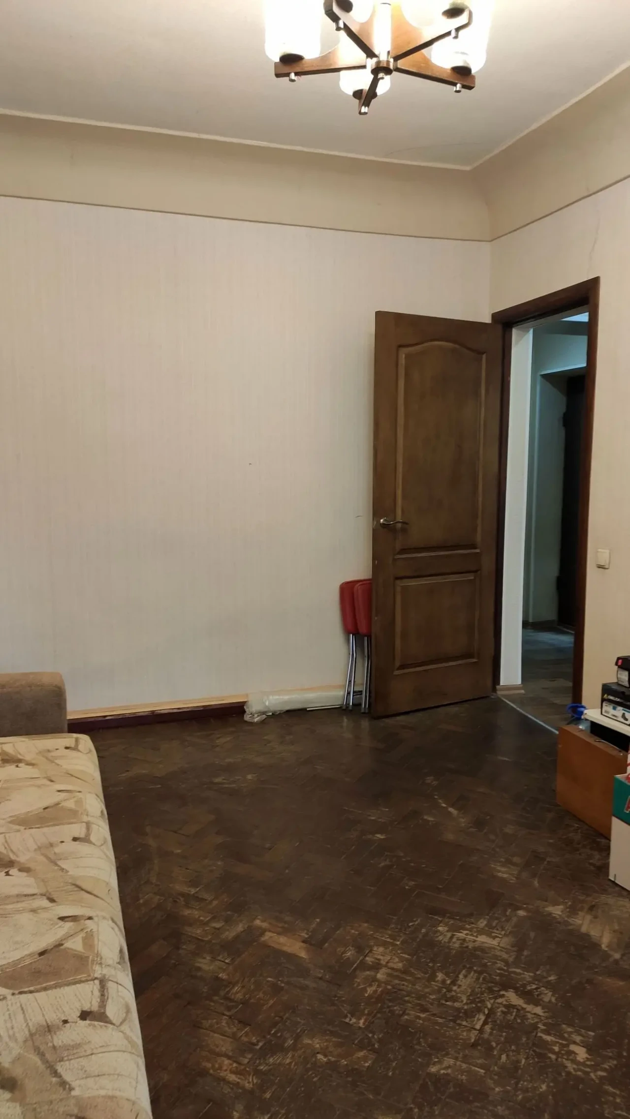 Продам 2-кімн. квартиру, Центр, Держпром, 4/5, жилий стан 6