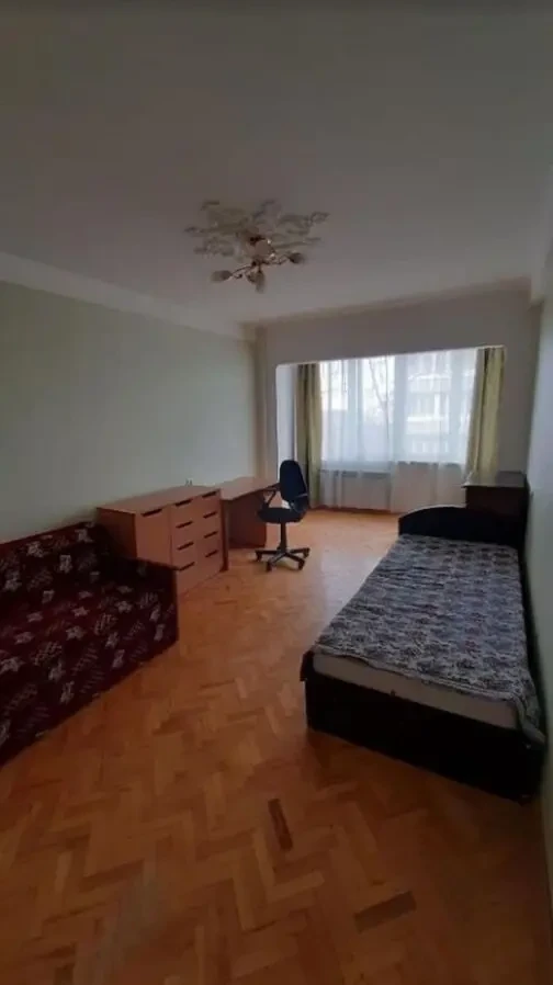 2х кімн. на Г. Сталінграда, біля набережної Дніпра. ст.м. Оболонь.