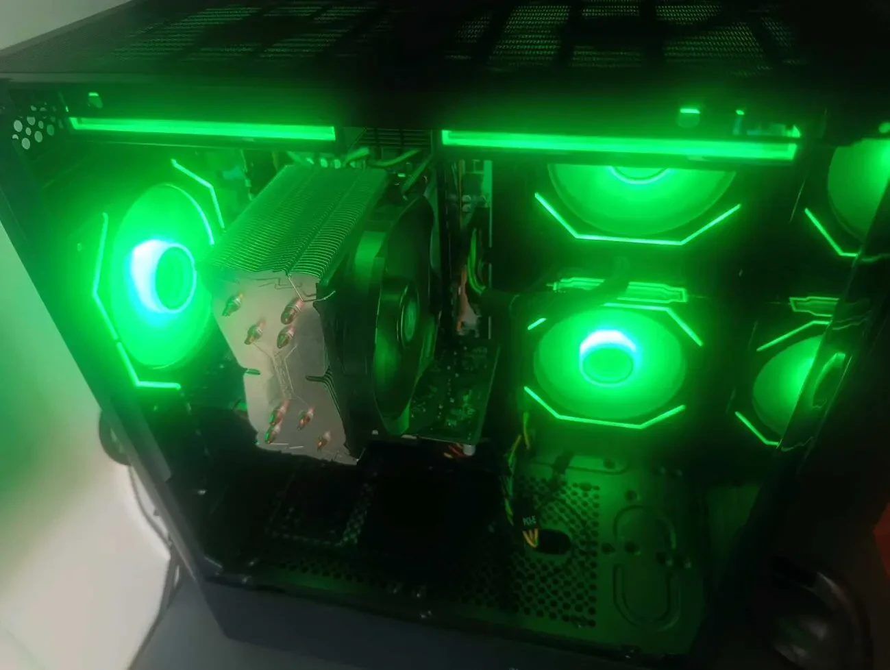 Потужний ПК 14 ядер 28 потоків 9