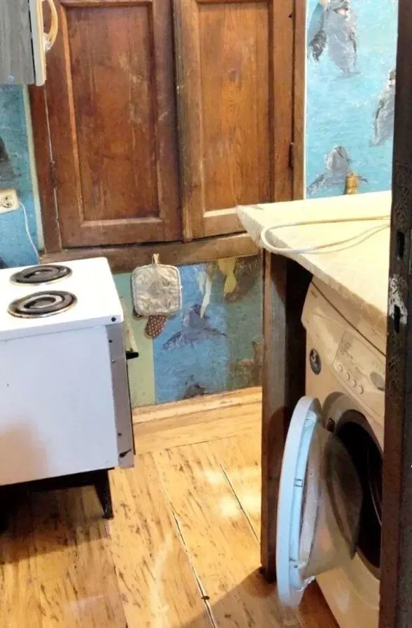 Сдам 1- ком. Скворцова / Бреуса. Цена с учетом ком. услуг. 3