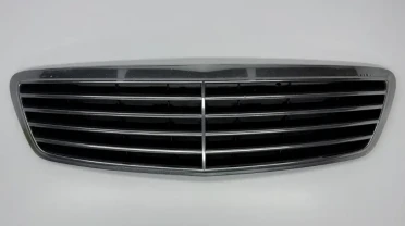 Решітка радіатора w220