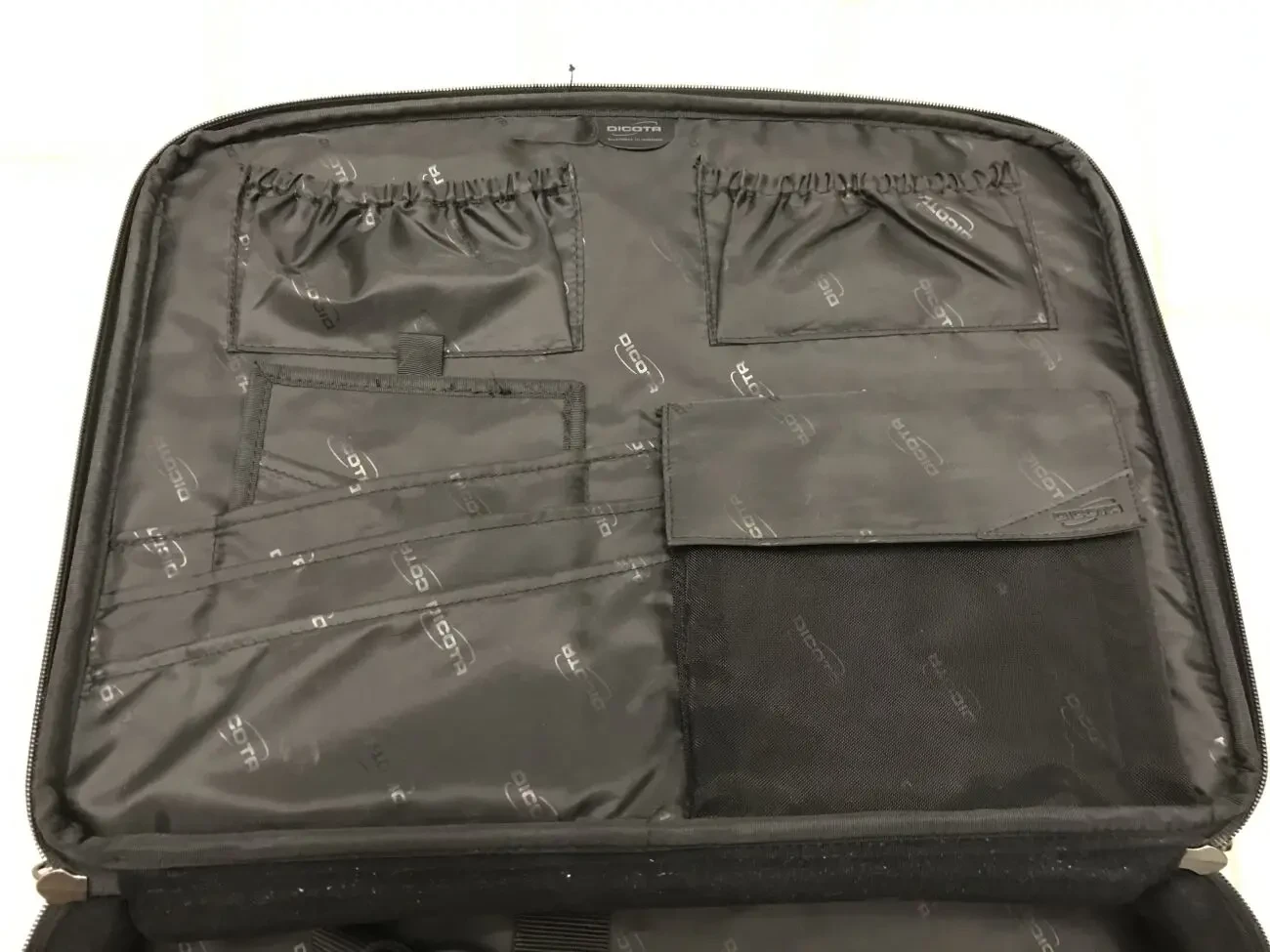 Сумка для ноутбука DICOTA, нова 3