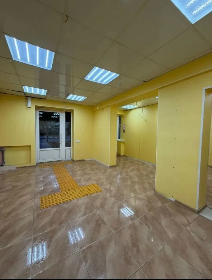 Продам помещение магазин на Победе 6. 54м2 7