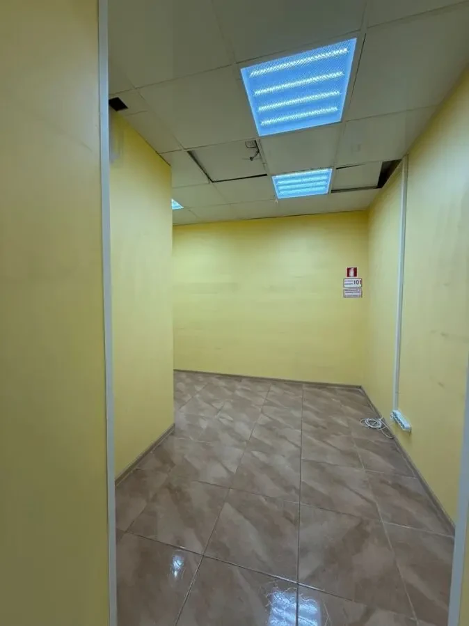 Продам помещение магазин на Победе 6. 54м2 6