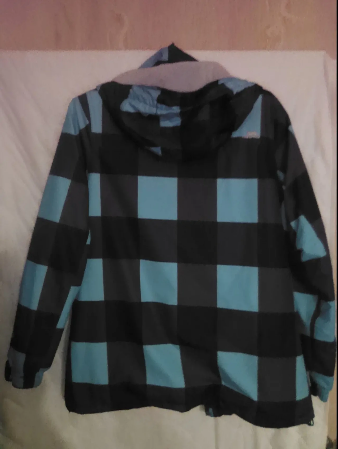 Продам Куртку на флисе осень-весна 2