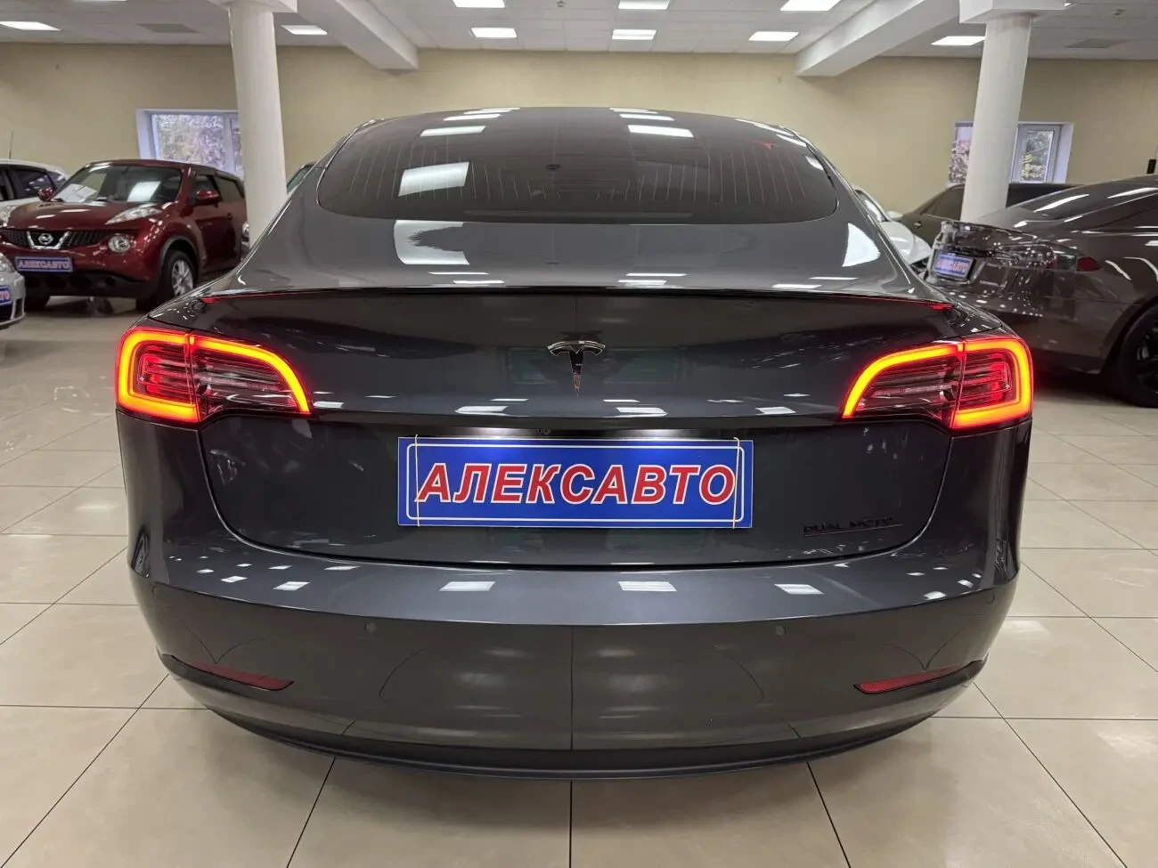 Tesla Model 3 Dual Moto 75kWh АКПП 2018 р.в. (441 к.с.) 6