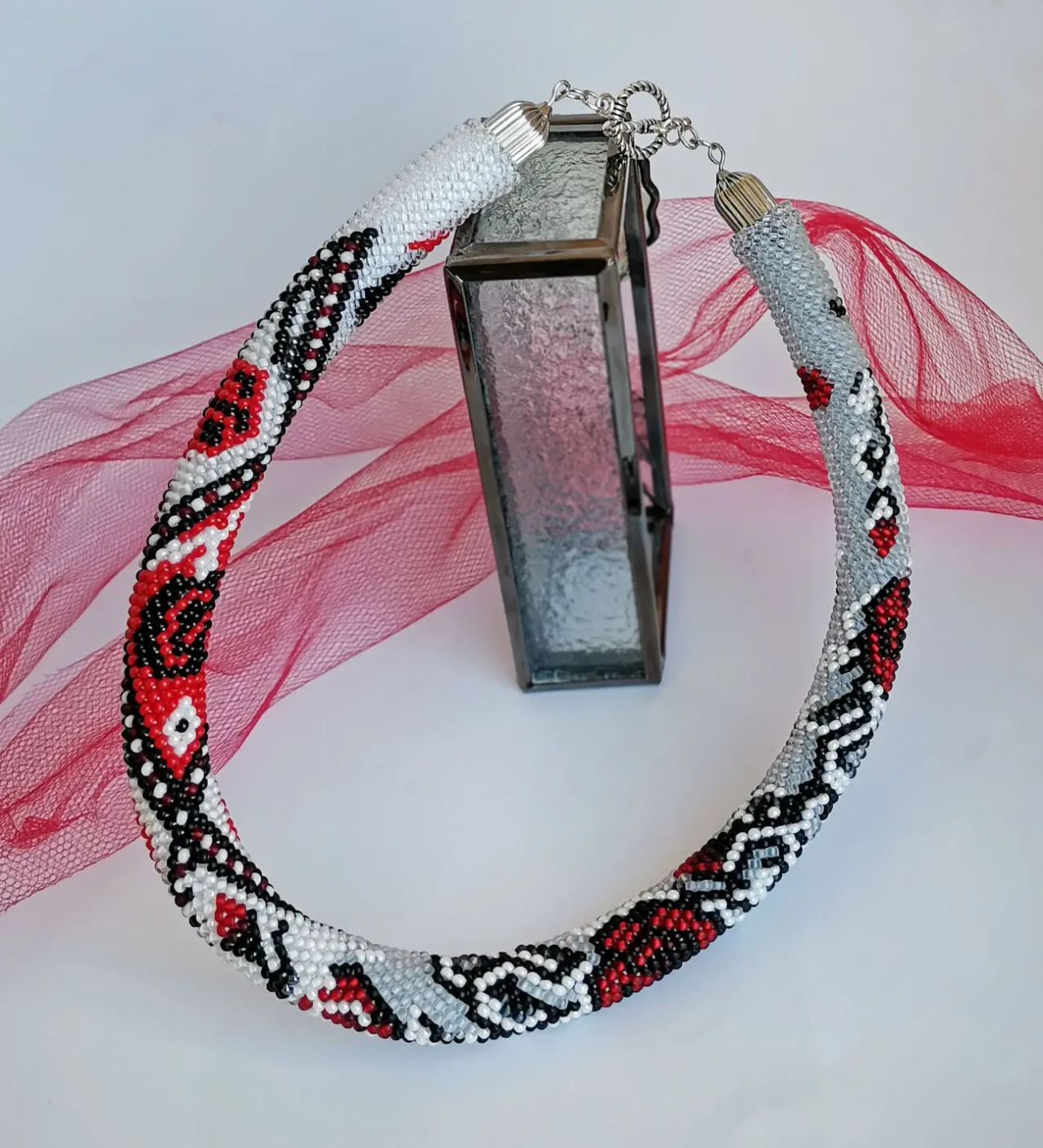 Прикраса із бісеру кольє-джгут Чарівна  доля 5