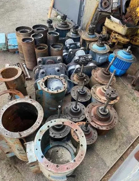 Продам запчасти на тельфера Болгарские и Барнаульские разные