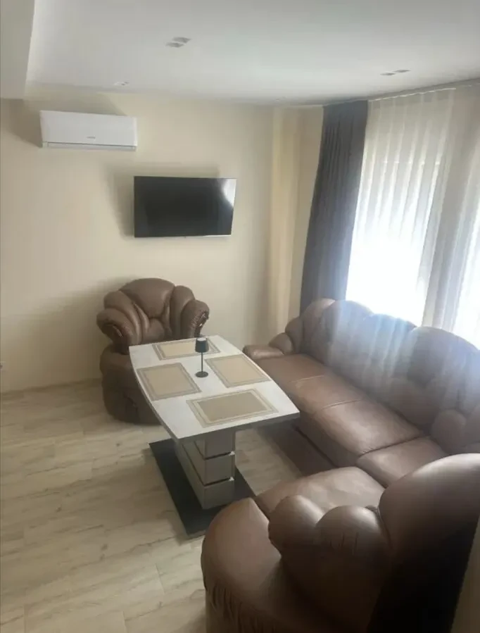 Сдам дом 90кв.м. Новоселовка 7