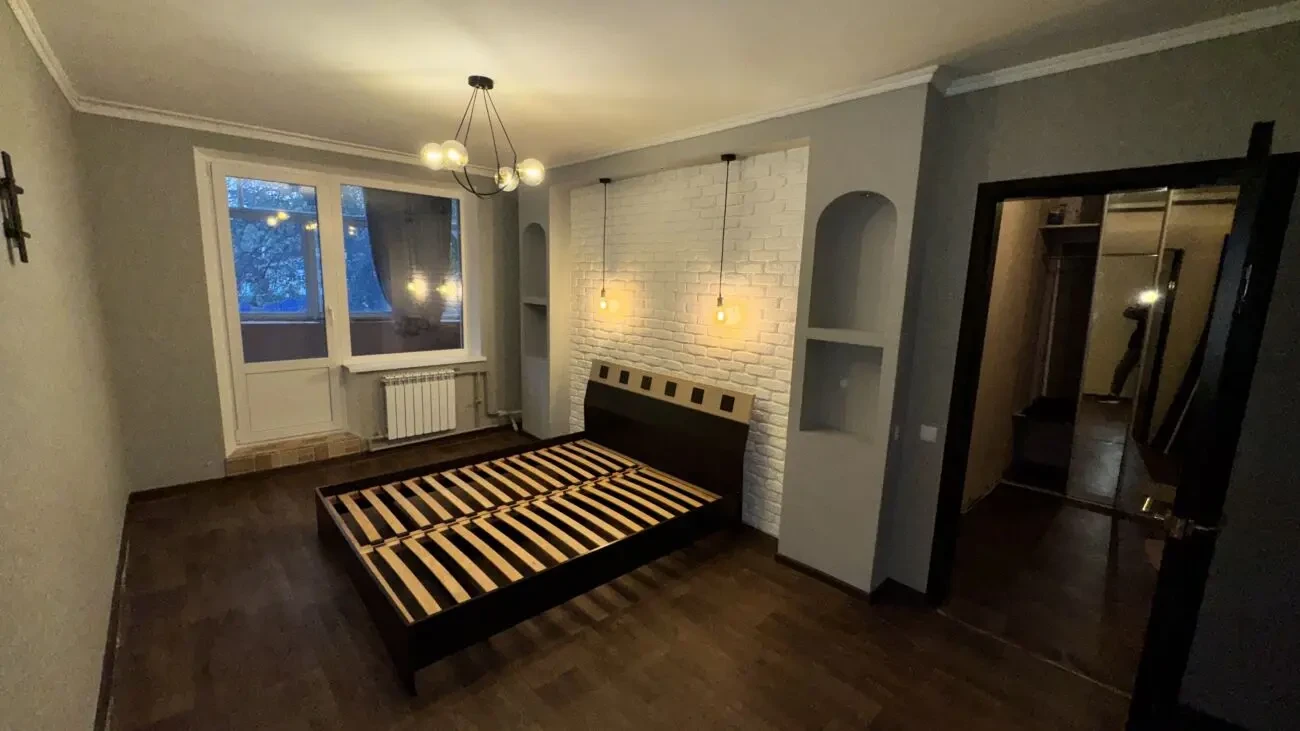 продам 1 к.кв в Чугуеве, 1 этаж