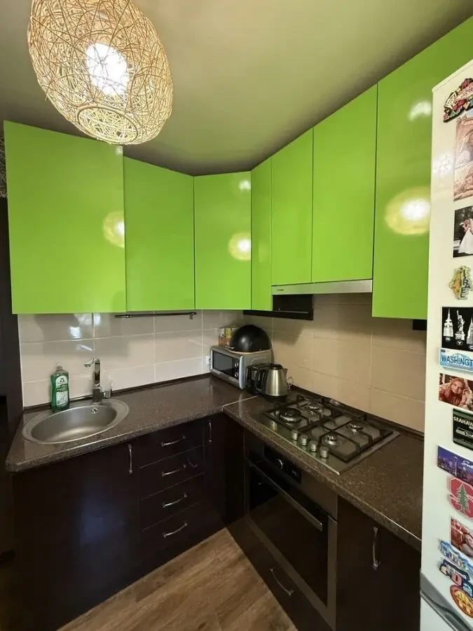 продам 3к.квартиру на Харківських дивізій 5