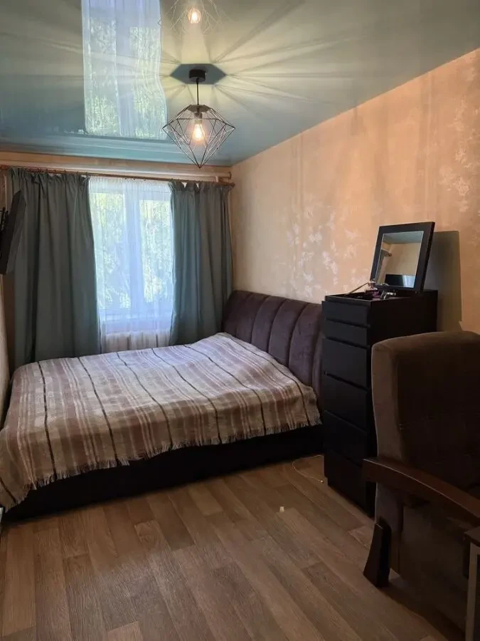 продам 3к.квартиру на Харківських дивізій 2